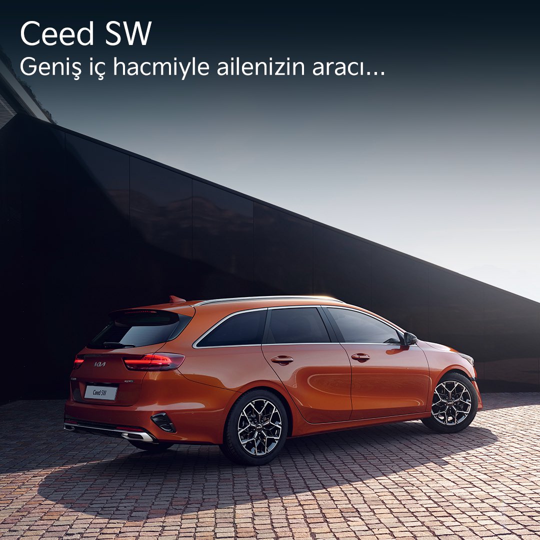 KIATurkiye's tweet photo. Ailecek çıkılan yolculukların keyfi de büyük ihtiyaçları da.
Neyse ki Ceed SW’de tüm ihtiyaçlarınız için yer var.
#KiaTürkiye #CeedSW #MovementThatInspires https://t.co/IwbfVmDPya