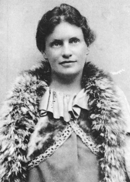 laia_regincos's tweet photo. El 12 de febrer del 1861 naixia Lou Andreas-Salomé. Com deia @PunsodaRicart al pròleg de "L'erotisme", és una dona que el mite n'ha enterrat els textos.

Qui va ser Lou Andreas-Salomé?👇 https://t.co/7FUXF9RKZ6