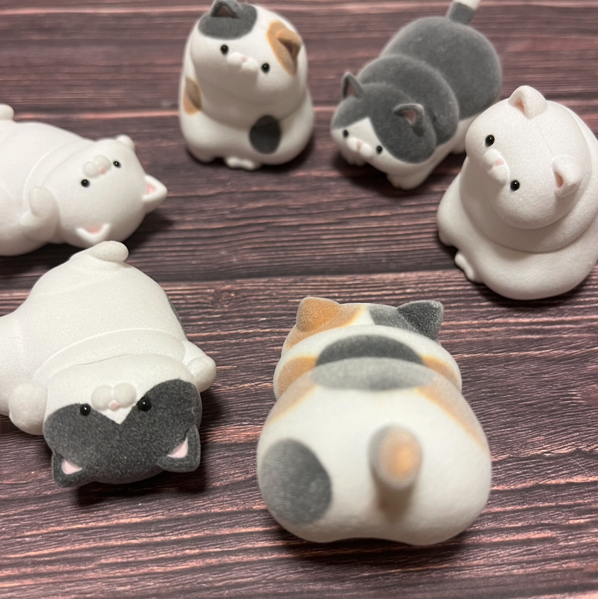ushihito's tweet photo. 【🐾お知らせ🐾】【拡散希望】
来週から"ぽちゃぽちゃおキャット様"の第三弾の新作カプセルトイが発売になります〜！☺️💕今回もかなりのぽっっちゃぽちゃ具合なので可愛がっていただけたら嬉しいです〜🐈🐈🐈ごろ寝ちゃんには可愛い肉球が・・！🐾 https://t.co/eG2f2tdXYc