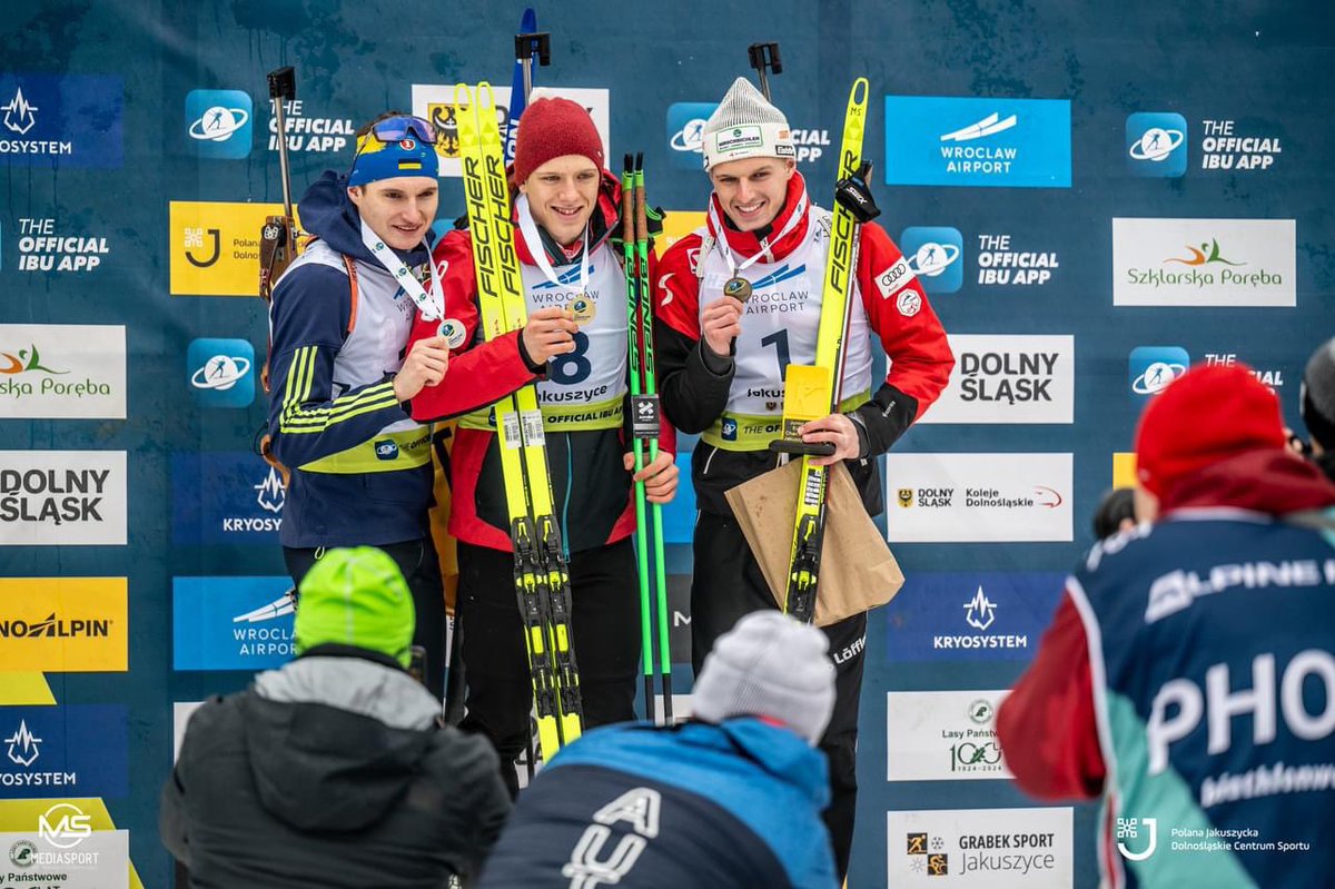 polana_dcs's tweet photo. Niestety minął już ostatni dzień IBU JOECH 🎿
Pierwsza taka duża impreza #NaPolanie i to zakończona ze srebrnym medalem Polaka - ambasadora #TeamPolana 🇵🇱

Jesteśmy dumni z organizacji całego wydarzenia oraz dziękujemy Stowarzyszeniu Bieg Piastów za pomoc w przygotowaniu tras 💪 https://t.co/pxbScDFQDg