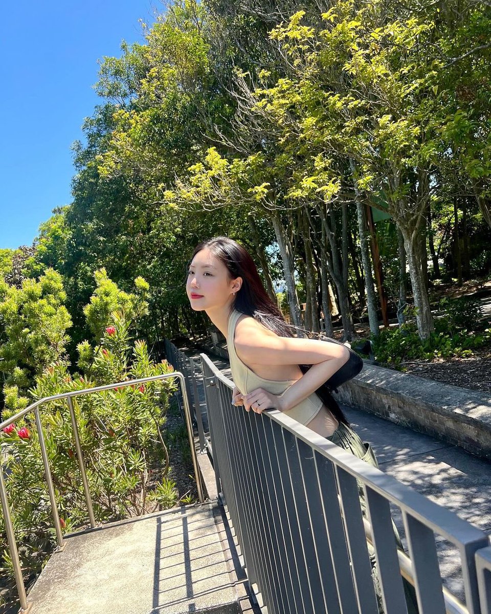 _seosootang instagram update ♡ 

"🌳"