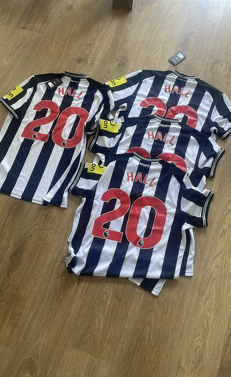 Ali Hollway tweet media