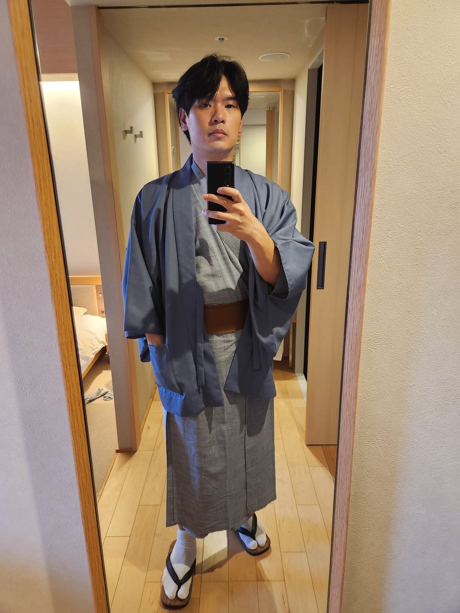 Teddix's tweet photo. (1)สมัยทำงานอยู่ญี่ปุ่น บริษัทเคยพาพนักงานไปonsenด้วยกัน แล้วเป็นประสบการณ์ที่แย่มากกก ไม่ใช่ไม่ดีนะแต่เห็นปิกาจู้เยอะจนตกใจ culture shock สุดๆ เห็นหมดของเพื่อนของเจ้านายไปทีเดียวเลิก มาญี่ปุ่นกับแฟนคราวนี้ว่าจะเข้าออนเซนสักหน่อย แต่งตัวพร้อม (ต่อ) https://t.co/qPvWlPNMUr