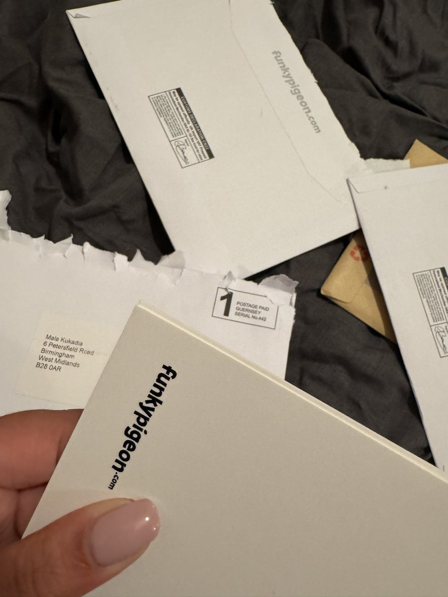 @Thefunkypigeon I have received my order of 3 cards. All of them were sent to me first and should have envelopes, however only 1/3 have envelopes. The folding on them aren’t right either. Please see photos. Please could you advise, thanks
