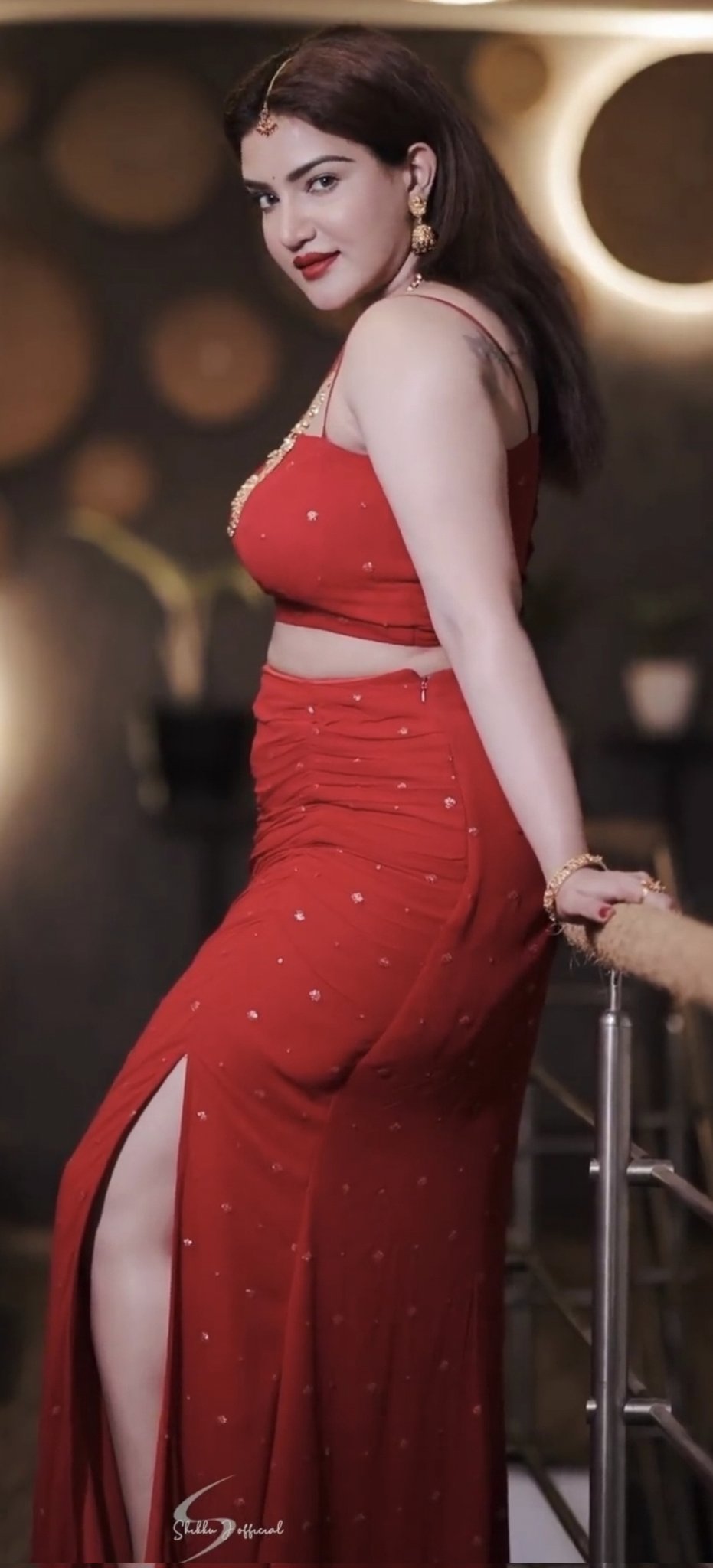 GGJ3Sq3bMAIf7Bb?format=jpg&name=large