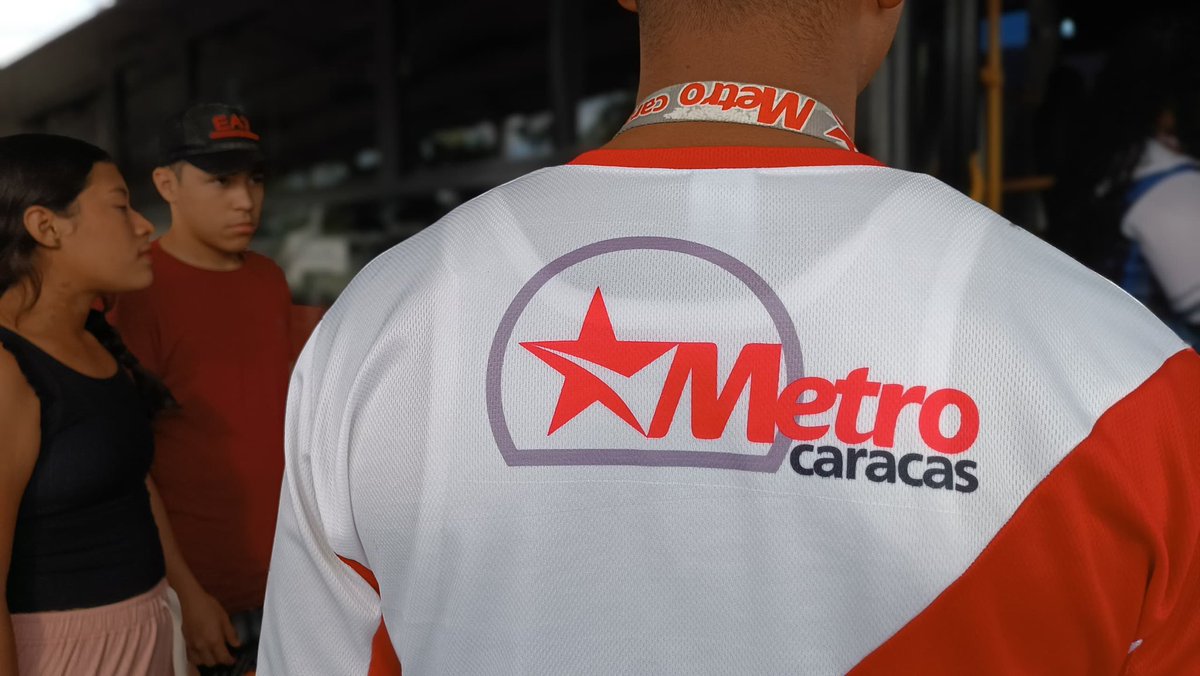 metro_caracas's tweet photo. #12Feb Protégete del ☀️ en esta temporada de Carnaval, recuerda usar protector solar. Si te activaste en este Carnaval y llegaste a #CamuríChico a través de nuestra #RutaPlayera de #MetroBús, recuerda que nuestro horario de retorno es de 4:00 p.m hasta las 8:00 p.m. https://t.co/y0WDCp9VqS