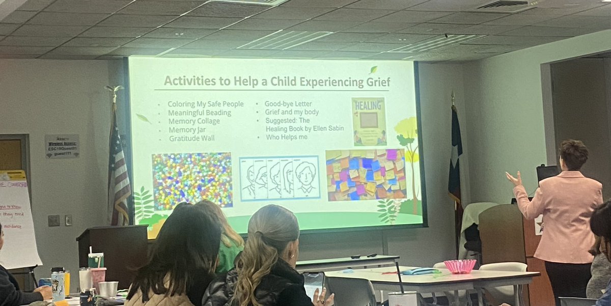 RosaCorrea23's tweet photo. Learning continues on #mindfulEagleMondays Grief Session @ESCR19 
#PeoplePassionPurpose https://t.co/2ADeNnf7lR