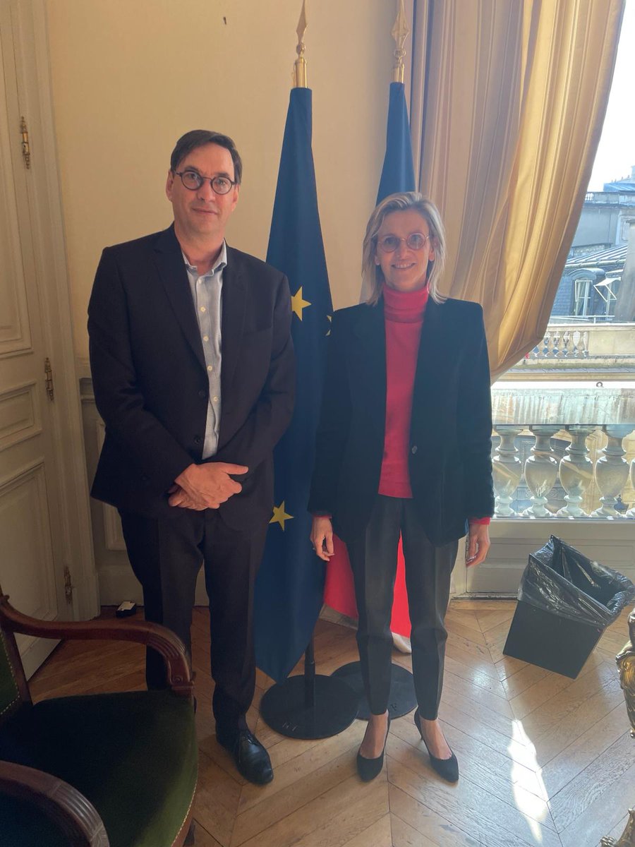 🤝Rencontre entre Sébastien Windsor, Président de #ChambresAgriFrance, et Agnès Pannier-Runacher, nouvelle Ministre déléguée à l'agriculture. ➡️L’occasion de faire un tour des sujets agricoles ✅Planification écologique ✅PLOAA ✅Accompagnement des agriculteurs ✅Références