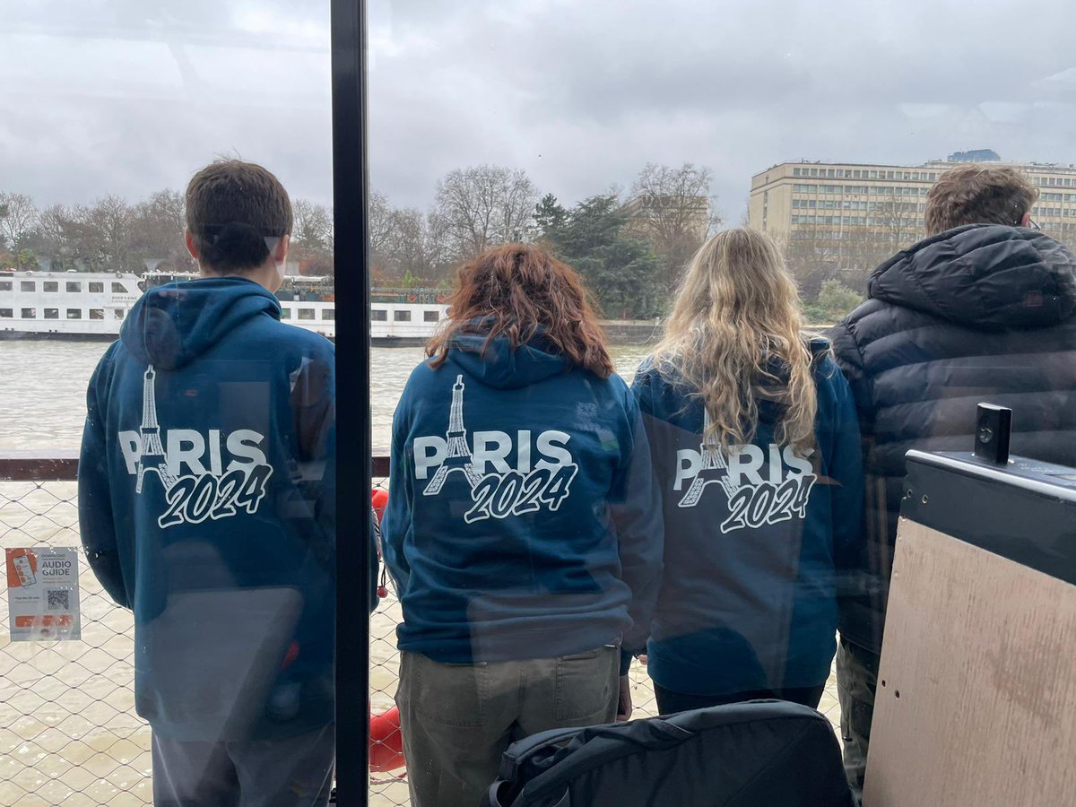 SVSMFL's tweet photo. It’s a wrap on Paris 2024. What a fabulous trip with a brilliant bunch of students! #SVS #GCSEFrench #Schooltrip https://t.co/hspDt9no3I