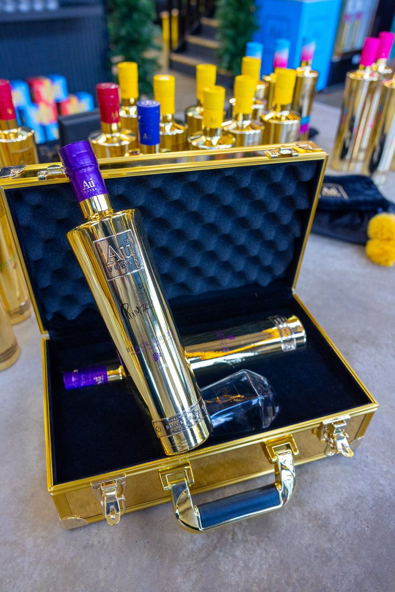 WIN A @Therealrimzee
SIGNED BLACK GRAPE BOTTLE + GOLD CASE! 🍇🏆

To enter:
🏆 Follow <a href="/AuVodka/">Au Vodka</a>
🟣 Repost this post
🍇Tag a friend

Good luck, T&amp;C's below 🏆