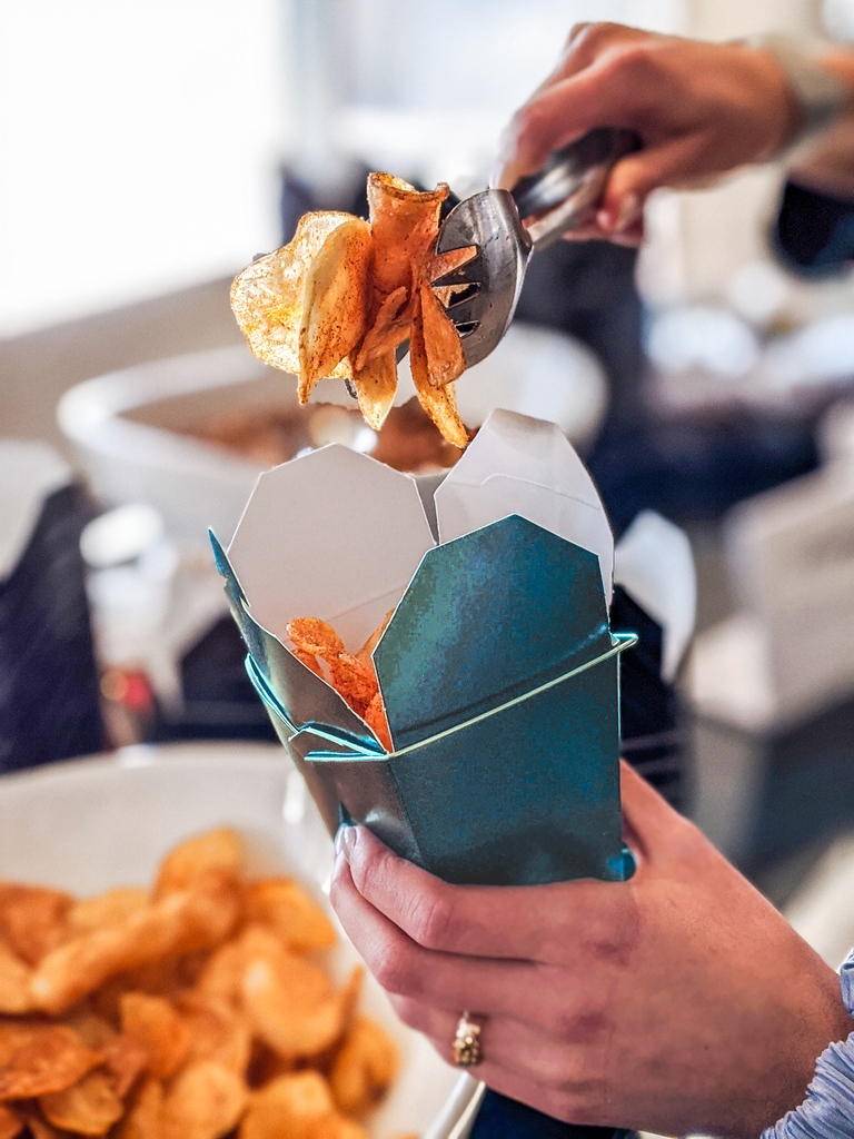 EATERTAINMENT tweet media