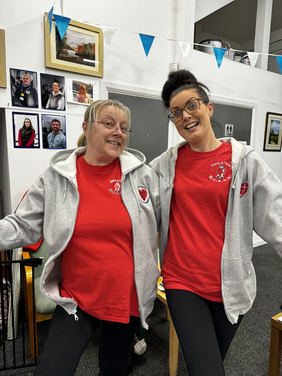 #twinning down at @HAHWolves  wearing red for cardiac rehab week ❤️ #CRweek2024 #wearred #raisingawareness #fundraising for @wcasg79