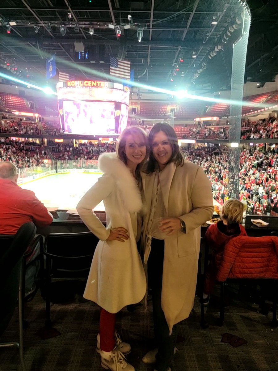 Thank you to @old_national, proud sponsor of the Big Ten, for the opportunity to cheer on the @BadgerMHockey team this past weekend! 🦡

#TeamCSE loves supporting Wisconsin collegiate sports. 💚

#UW175