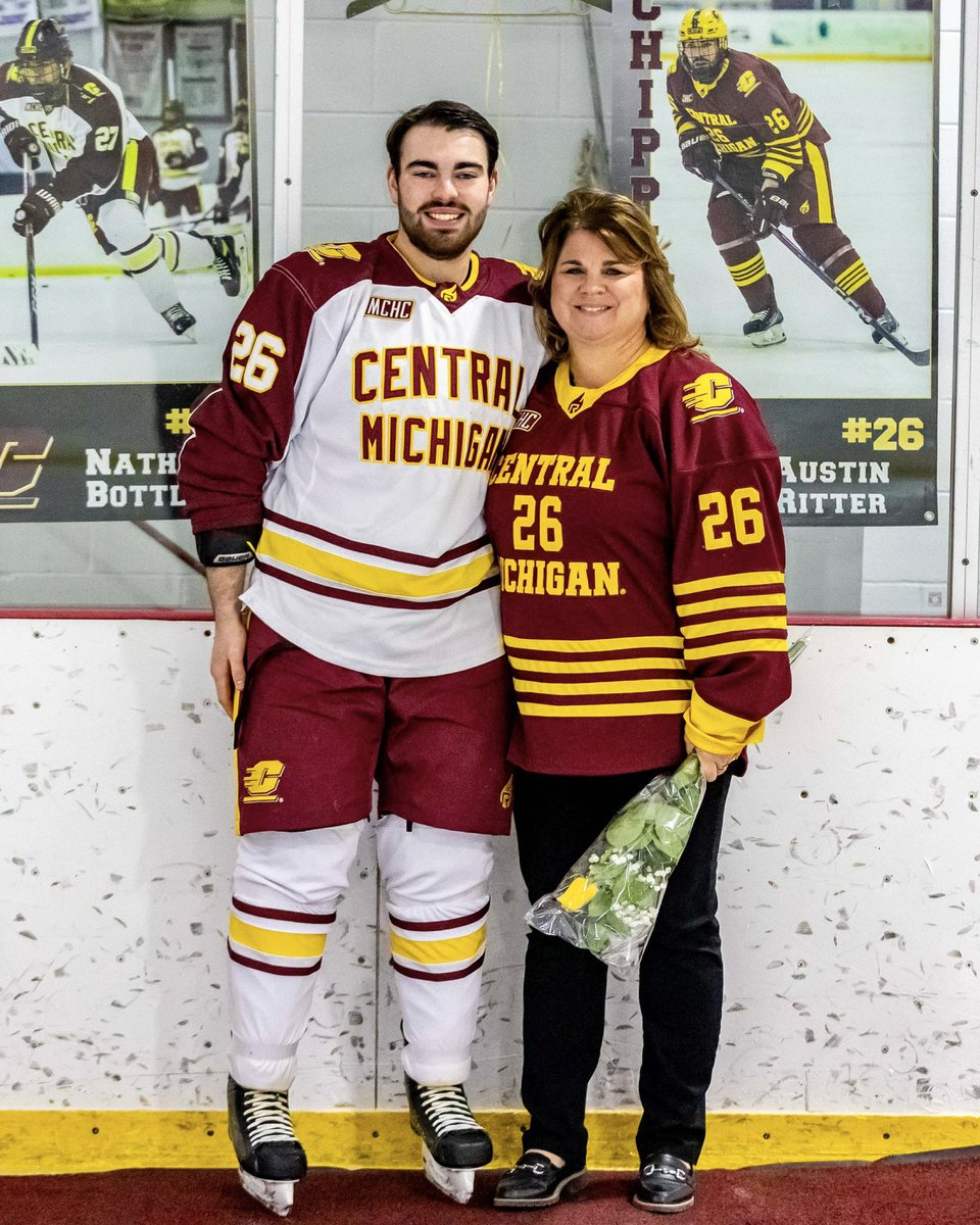 CMU DIII Hockey Club tweet media