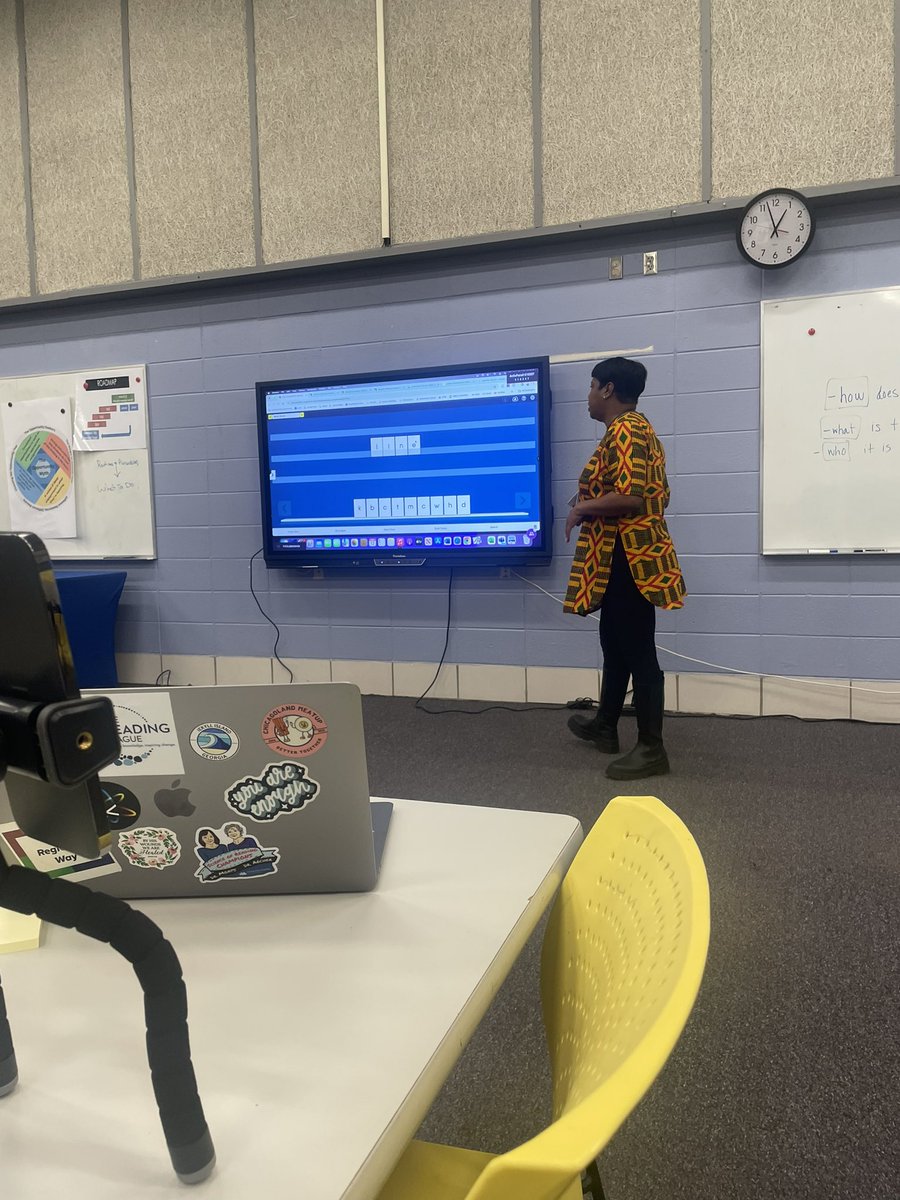 Robin Curry tweet media