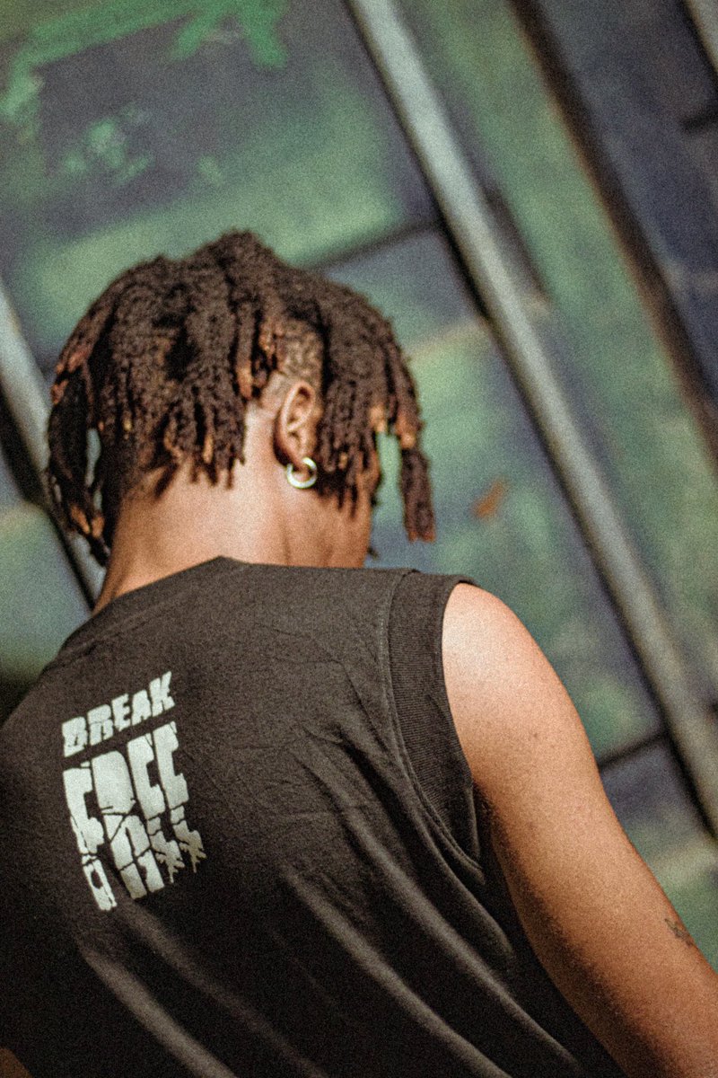 4KCTRL TANK TOP GIVEAWAY. ‼️ TO WIN, QUOTE THIS TWEET. QUOTE WITH THE HIGHEST LIKES WINS. TIMELINE - 24 HOURS 2 WINNERS - one guy, one babe PS: TO WIN, YOU HAVE TO BE FOLLOWING @4KCTRL_ BREAK FREE ⛓️🖤