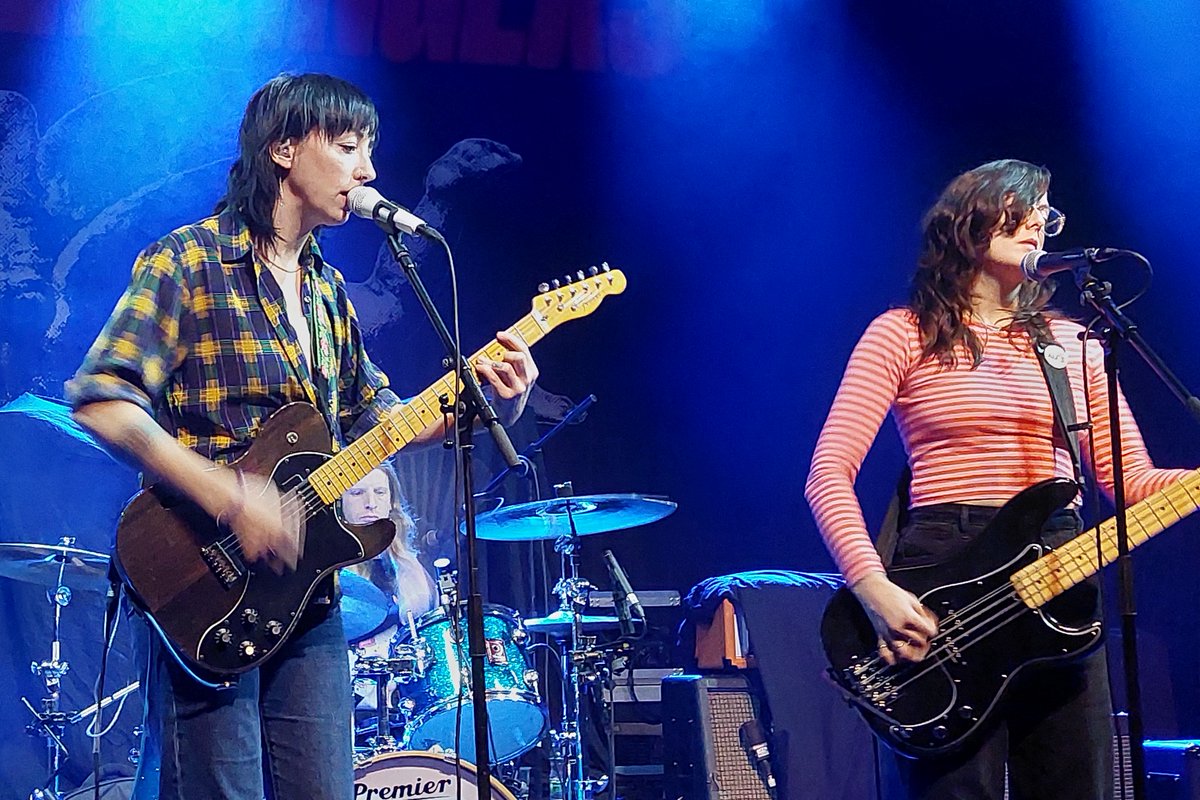 IPA Music (@ipa_music) on Twitter photo One of my favourite bands, Philly punks <a href="/themenzingers/">The Menzingers</a>, have just ended a UK tour. I was lucky enough to catch their gig at <a href="/NorthumbriaSU/">Northumbria Students’ Union</a> last week, with two new-to-me acts, <a href="/Pdaddynthehyena/">green day</a> & <a href="/Glad_eee/">𝗴𝗹𝗮𝗱𝗶𝗲</a>, supporting. Here's a review: bit.ly/3SyGXNH
#punkrock #livemusic One of my favourite bands, Philly punks <a href="/themenzingers/">The Menzingers</a>, have just ended a UK tour. I was lucky enough to catch their gig at <a href="/NorthumbriaSU/">Northumbria Students’ Union</a> last week, with two new-to-me acts, <a href="/Pdaddynthehyena/">green day</a> & <a href="/Glad_eee/">𝗴𝗹𝗮𝗱𝗶𝗲</a>, supporting. Here's a review: bit.ly/3SyGXNH
#punkrock #livemusic