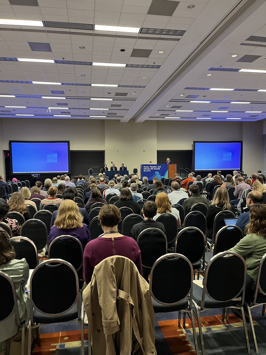 deepseadawn's tweet image. The revamped Ocean, Weather and Climate GIS Summit #OWCSummit @ #FedGIS off to a great start