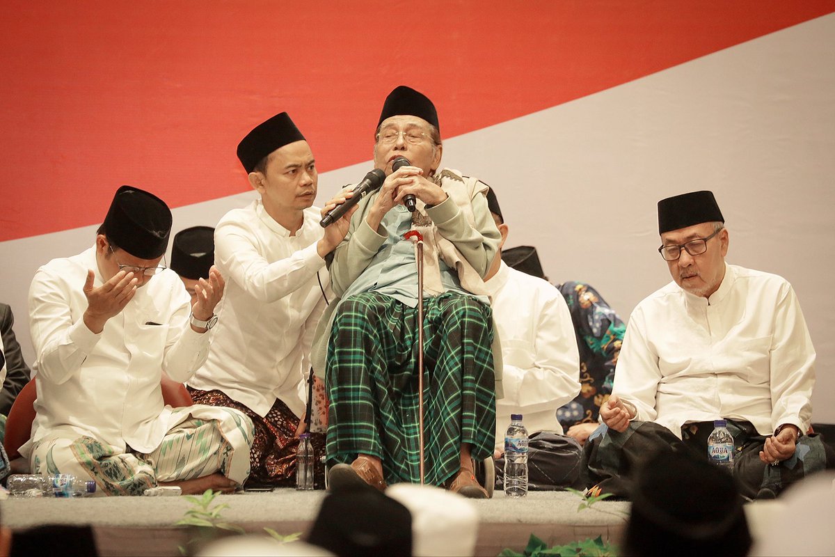 cakimiNOW's tweet photo. Kami bersama-sama memanjatkan do’a agar pemilu ini damai, jujur, adil dan benar-benar menjadi solusi bagi kehidupan umat masyarakat, bangsa dan negara. Amin.. https://t.co/XxZFLGv2zC