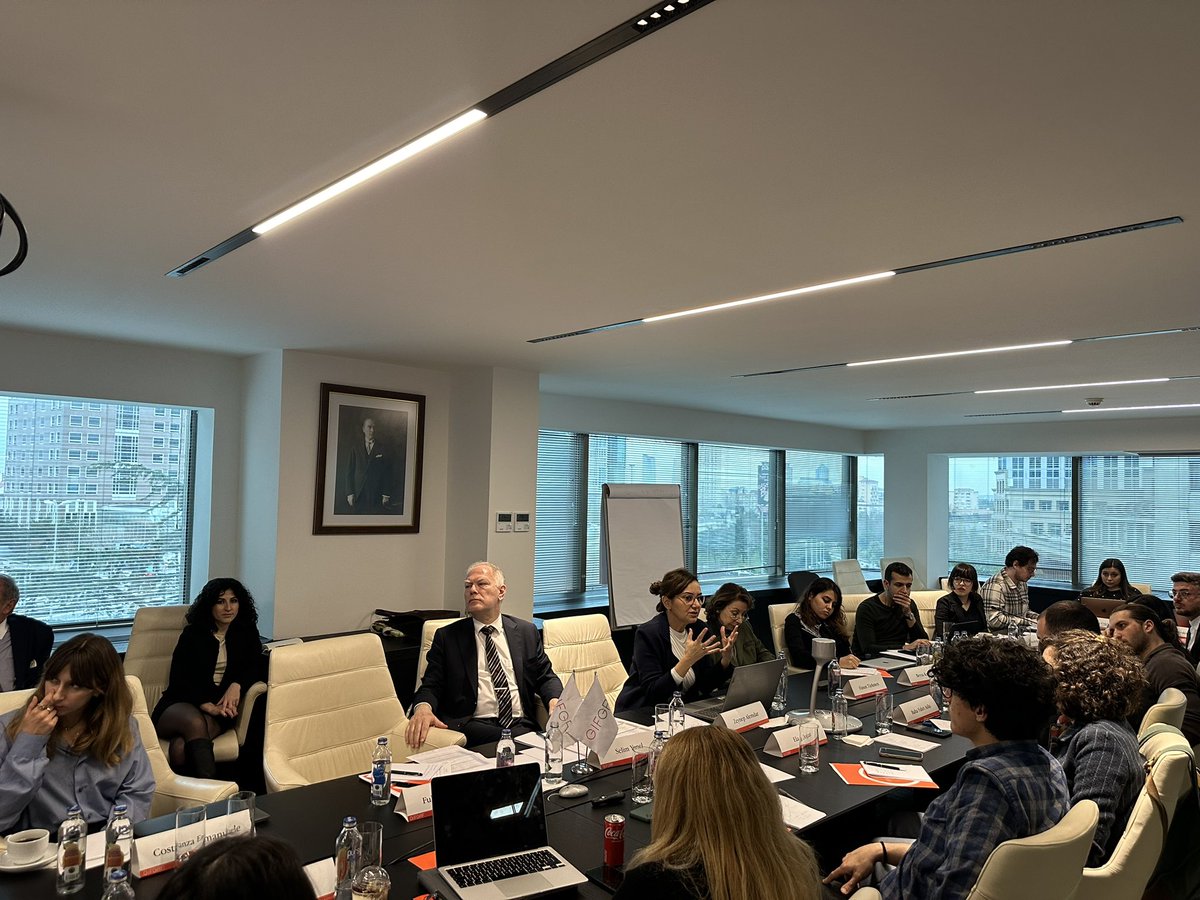 GIFGRF's tweet photo. @HasanGogus2 The session on #WomenInForeignPolicy and  #Diplomacy with Prof. @zeyneppalemdar’s insightful presentation💜 What is #FeministForeignPolicy? Discussing #WomenInDiplomacy, #EqualRepresentation in #DecisionMakingProcesses.

@WFP14 #WFP14 https://t.co/ZfpeB8ZLPN