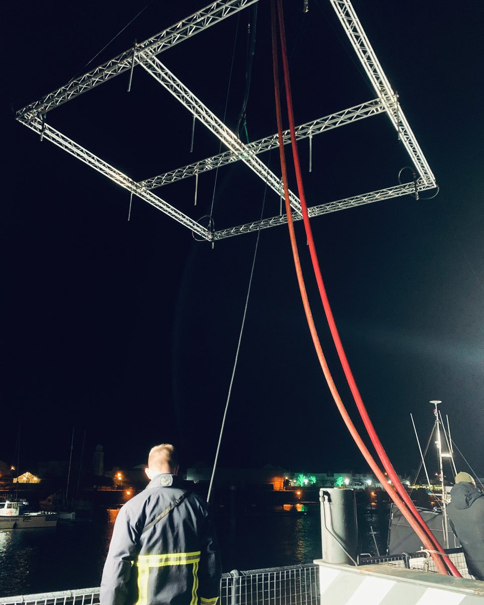 RapidFireCover's tweet photo. Require large volumes of water for a water stunt? 🌊 Maybe a rain scene or even a simple wet down?

Let’s make your water based vision a reality!

☎️ - 01922 418 583 
📧 - info@rapidfirecover.co.uk 
💻 - https://t.co/ylA4FEWN2D

#weareRapidFire🔥🚒 #WaterBowser #SFX #FilmMakers https://t.co/wFhcn7HaGj