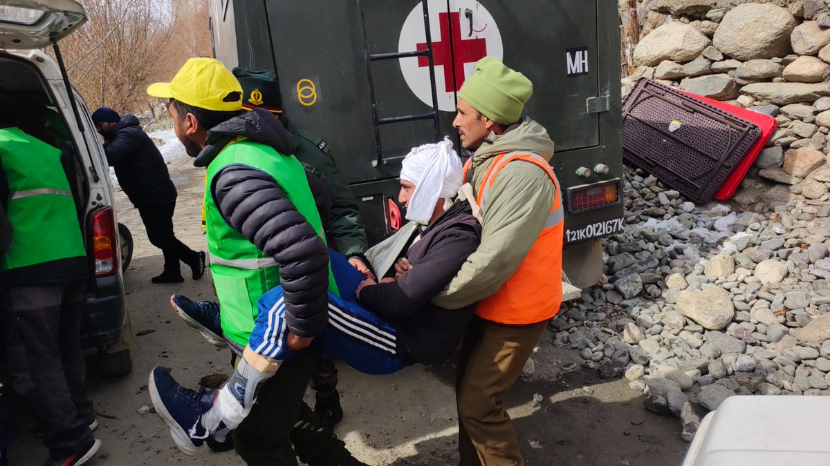airnewskargil's tweet photo. Community Awareness Programme and District-level Disaster Management Training in Kharboo Village, Kargil, Ladakh
Organized by the DDMAn in collaboration with UTRF, Fire &amp; Emergency Services, Indian Army, and Baseej-E-Imam IKMT

@prasarbharti @ADGP_Ladakh @firefurycorps @adgpi https://t.co/bEvgK09JGf
