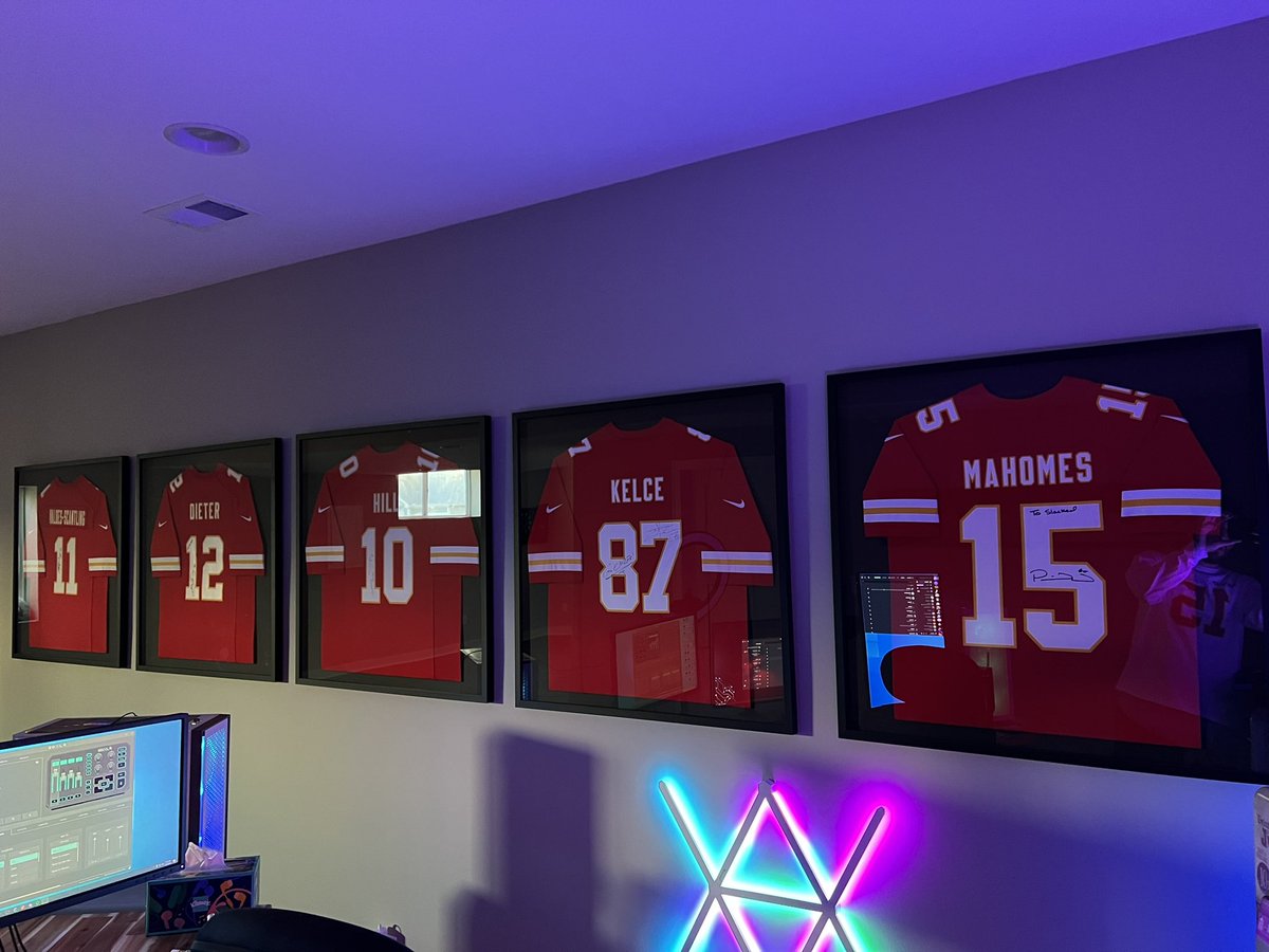 LIVE FROM THE MAN CAVE CHIEFS ARE SUPER BOWL CHAMPS LETS GAME Twitch.tv/slacked