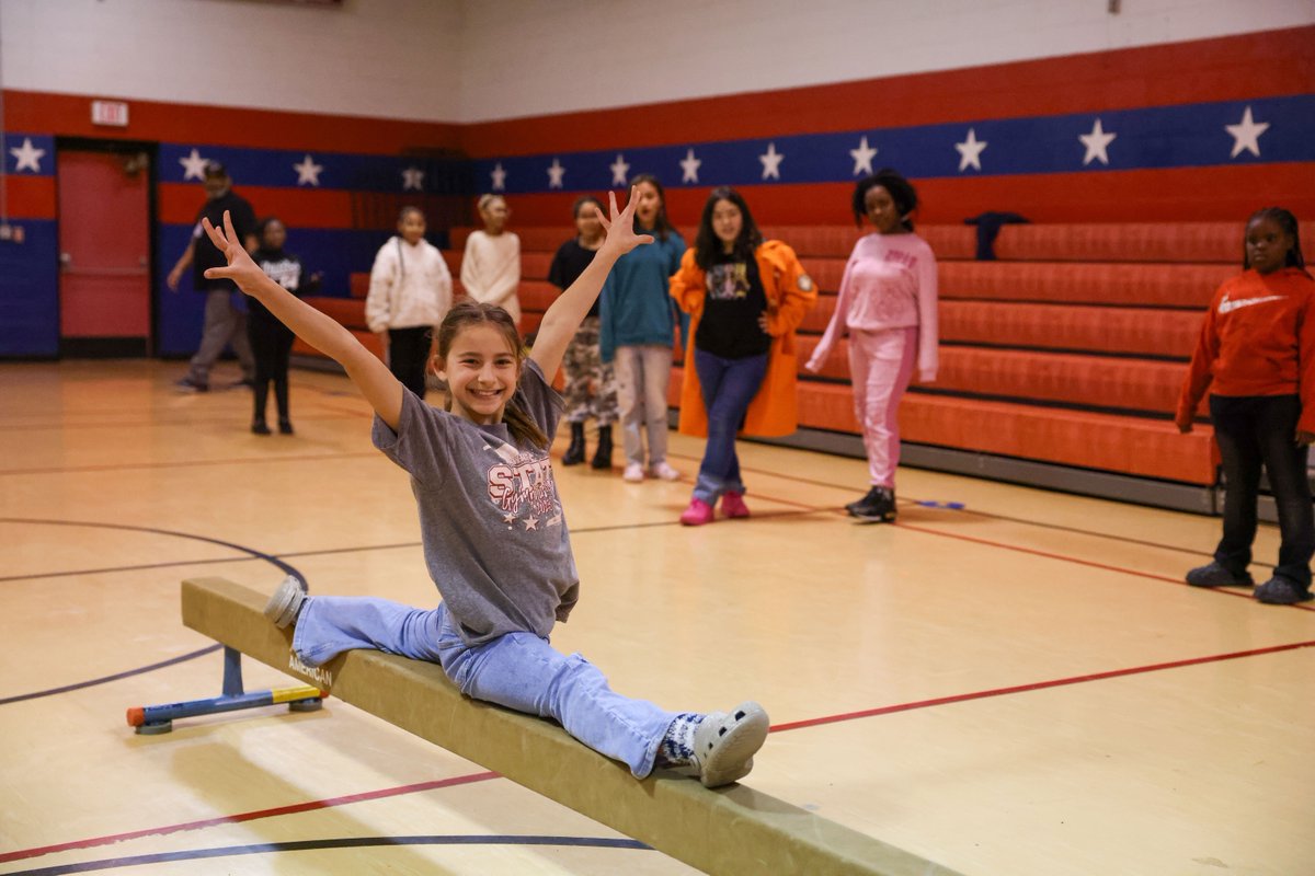 #ICYMI: #TeamTinker celebrated #NationalGirlsandWomenInSportsDay last week, including the students at Tinker Elementary School! Shoutout to the students in Mr. Love’s gym class for getting in on the action.