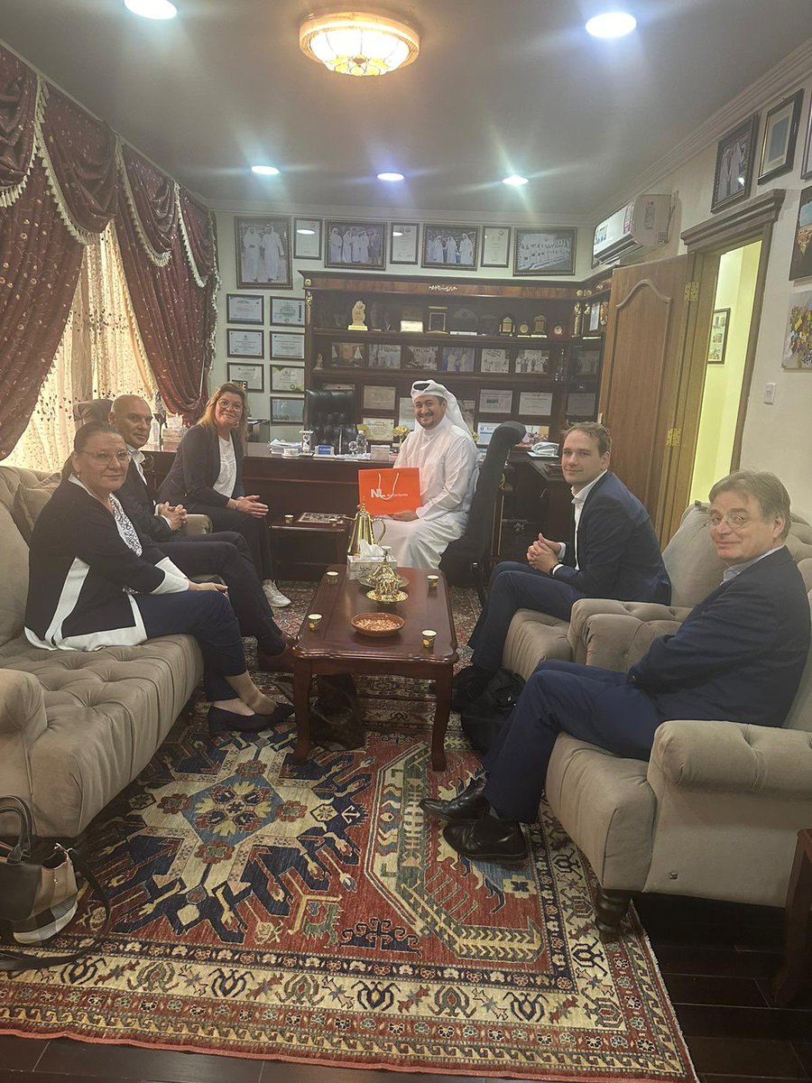 On the sidelines of Doha Expo 2023, <a href="/MinisterNenS/">Staslvvn</a> accompanied by Mrs. Simone Landhuis the Agricultural Counsellor to GCC, visited #Agrico_Qatar yesterday, one of the largest greenhouse companies with an impressive diverse portfolio contributing to Qatar’s #food_security.