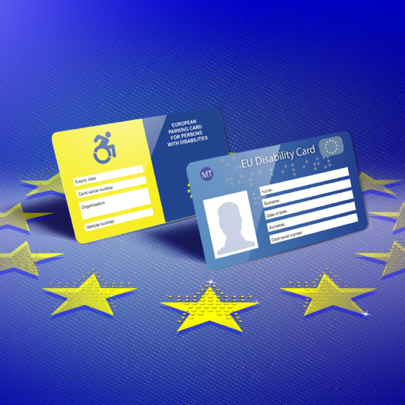 Esta semana,<a href="/Europarl_EN/">European Parliament</a> y <a href="/EUCouncil/">EU Council</a>
alcanzaron un acuerdo sobre la 🇪🇺 Tarjeta de Discapacidad y 📷 Tarjeta de Estacionamiento para personas con discapacidad.  Por un reconocimiento más fácil y un acceso igualitario a condiciones y tratos especiales en toda la UE.