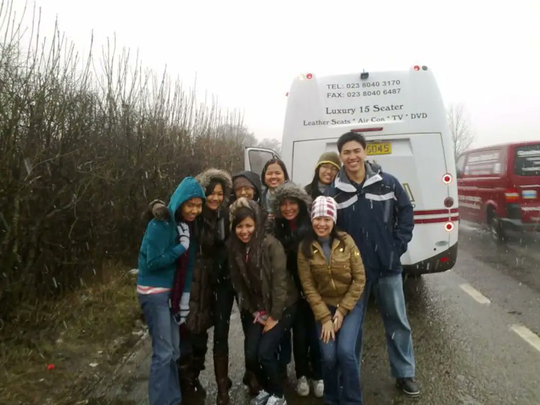 This was me and my fellow #IENs exactly 14 years ago at the side of a road, experiencing our first snow upon arrival to the UK. Most have moved to Oz but the camaraderie and love remain. Thankful for all the people who helped me #stayandthrive in my new home.