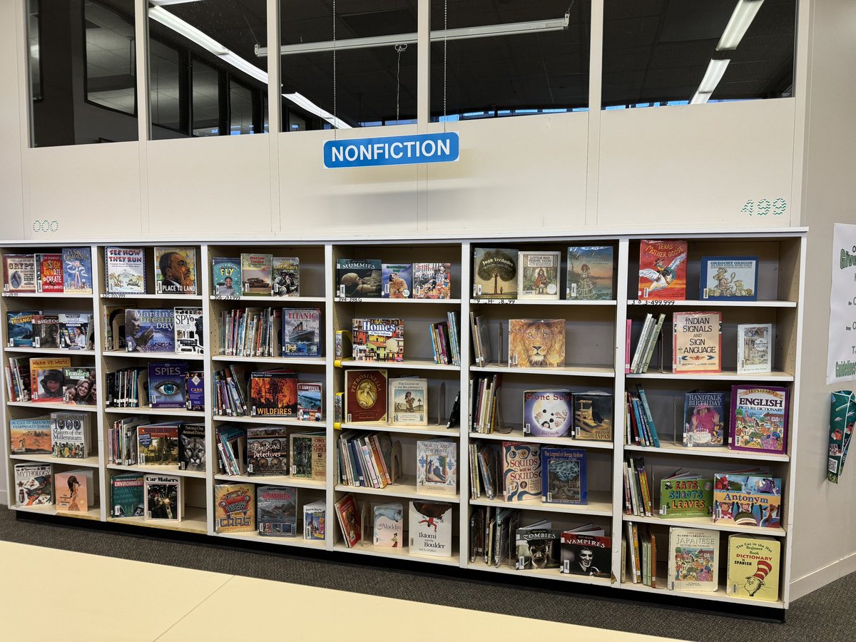 Before and after at Oaks Elementary Library. @humbleisd_OE @HumbleISD