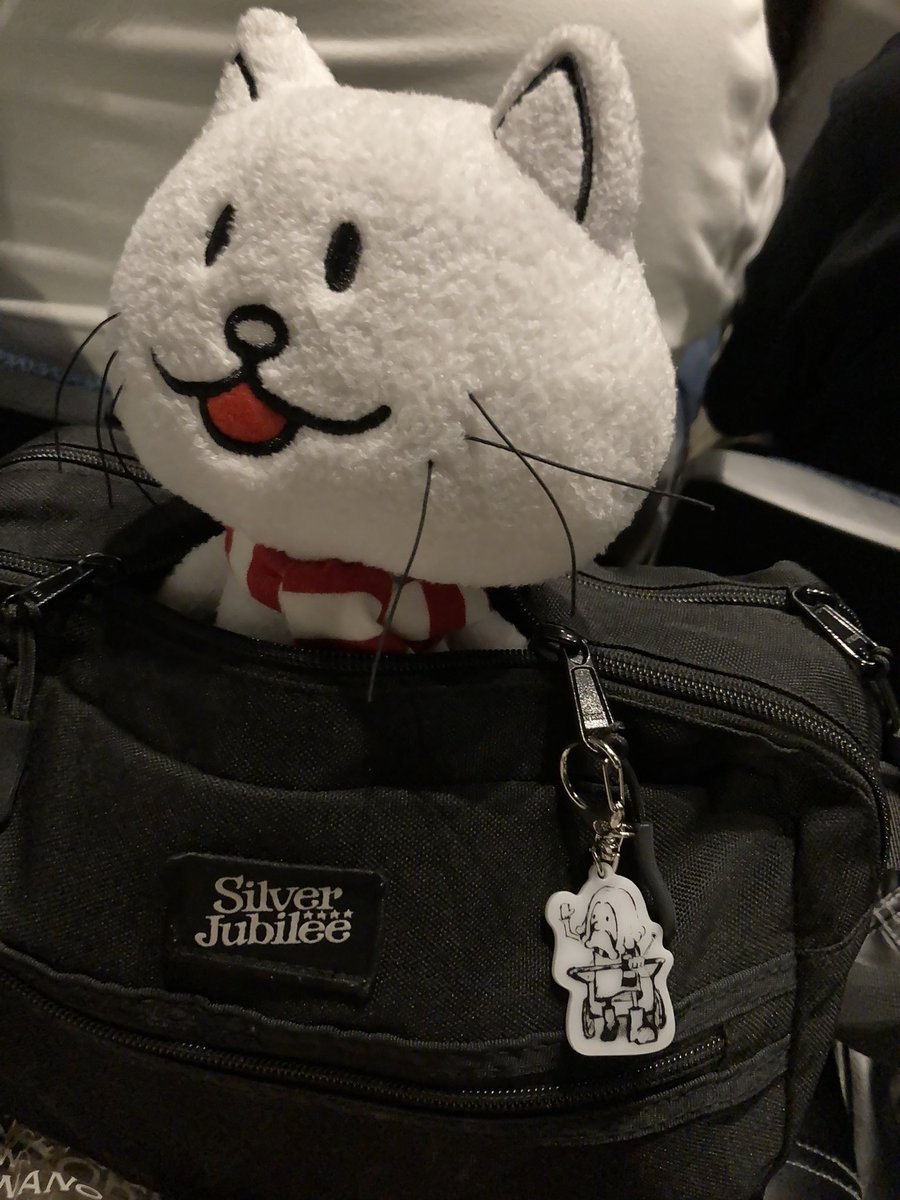 BUMP7996's tweet photo. 落としたくないから一回しか連れて行ったことなかったんだけど、星の鳥を読んで、今回は絶対にこの子と一緒に行こうと思った。楽しかったね https://t.co/gDWFiHC6Bu