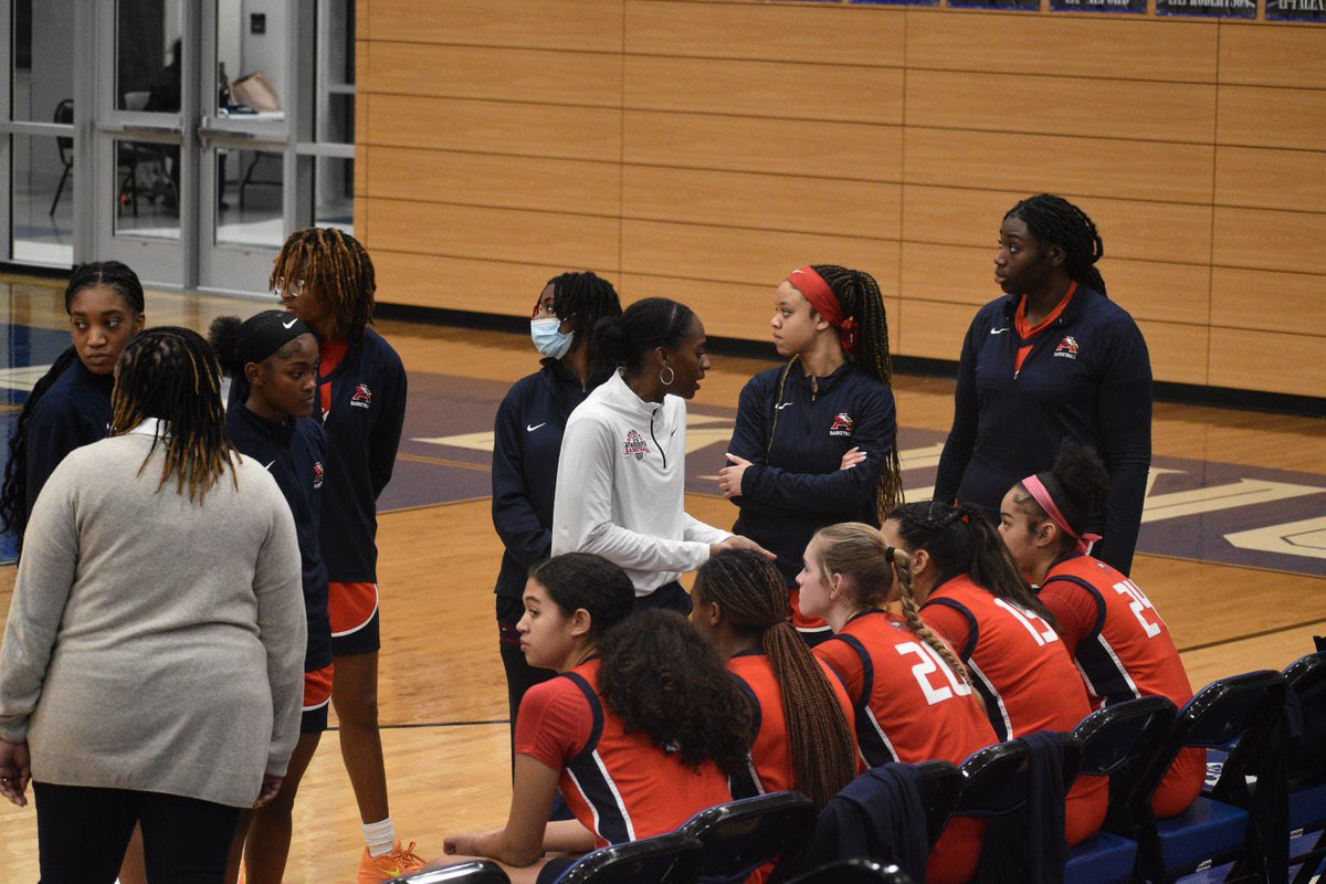 ZoieyJumawan's tweet photo. BI DISTRICT GAME 
.vs Deer Park
February 13 
@ CE KING HS 
6 pm
RED OUT!!! Support the 🅰️ #livehumble https://t.co/SFbwucv7dc