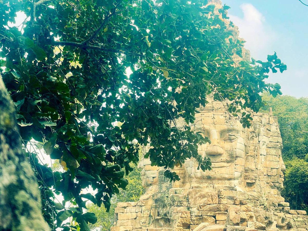 marvelangkor's tweet photo. Explore Angkor Wat with Photographer (Marvel Angkor Tours)
Get in touch:
+Email: info@marvelangkortours.com 
https://t.co/1JOGW843c9
WhatsApp+855 77 878724. https://t.co/C9sJAV1ghx