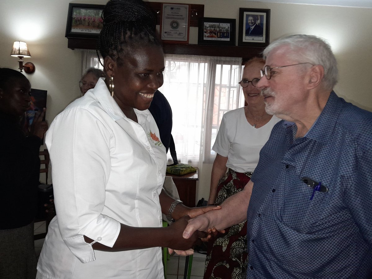 Sylvia Nakami (@SKitiyo) ED of @raysofhopejinja shared a light moment with the visitors. She acknowledged the exceptional role of partners in the fight against cancer in Busoga region. This was during a visit of Flemming Topsoe (@FTopsoe) & Prof. Per Kallestrup (@PerKallestrup)