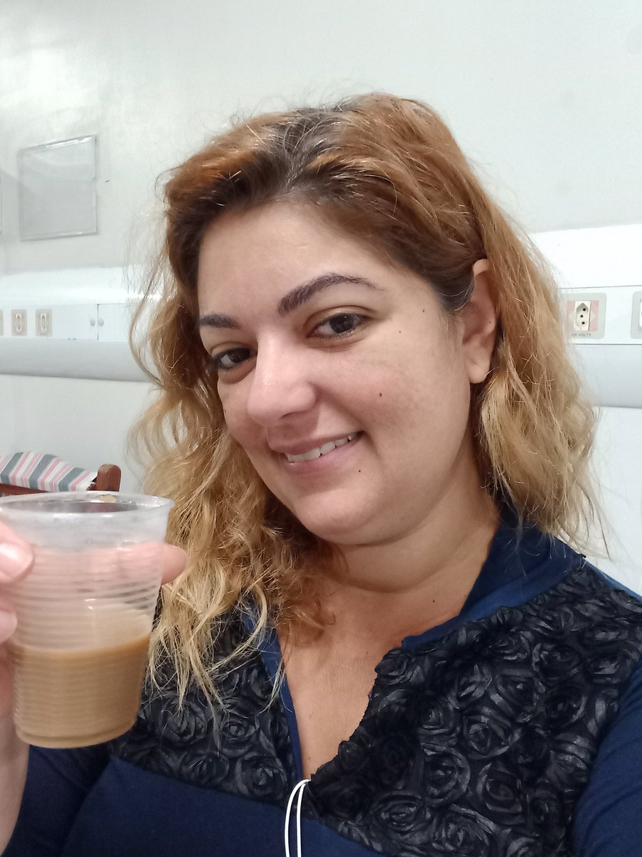 raulinodebora38's tweet image. Bom diaaaaaaa 🌷🌷🌷🌷🌷🌷

Meu café hoje é com o homem que eu AMO,o meu papai 💙💙💙💙💙

Apesar de não ter previsão de alta,papai está estável🙏🙏🙏🙏🙏.

Obrigada do fundo do coração pelas as orações e os gestos de carinho que recebo❤️❤️❤️❤️❤️.

#Segundou #Papai #Filha #Café