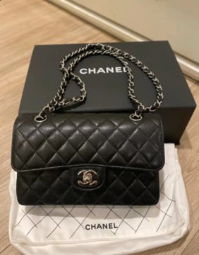 Today, I went to buy some things that I wanted☺️🤭