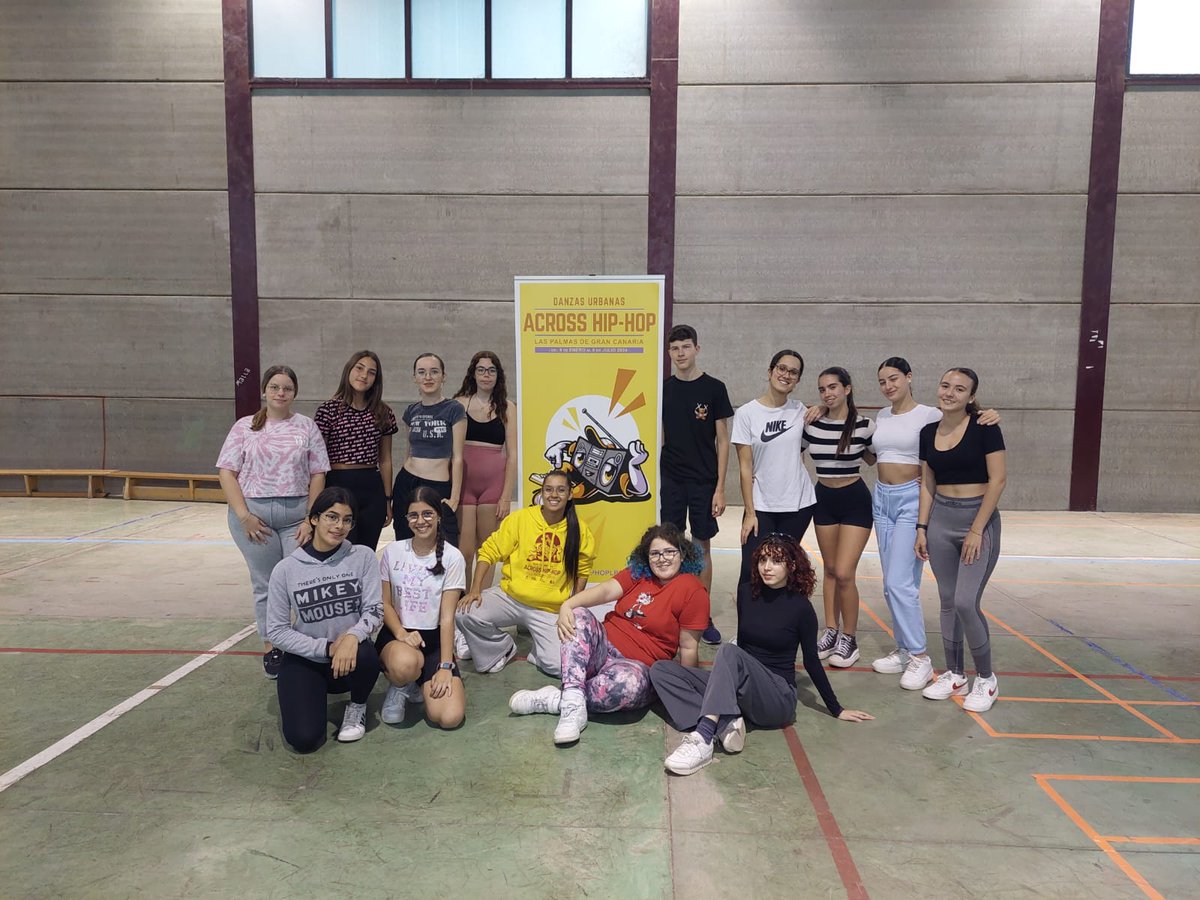 ACROSSLPGC's tweet photo. #ACROSSHIPHOPLPGC2024 #VeguetaConoSurTafira

Hemos comenzado las clases en el DISTRITO VEGUETA-CONO SUR-TAFIRA con la profesora Rosmi Quesada

@LpaCultura

https://t.co/BagESgVHGu
#ACROSSHIPHOPLPGC #creandociudadlpgc #danzasurbanas #distritodanza #ACROSSHIPHOPLPGC2024 https://t.co/S9KgYXCvQZ