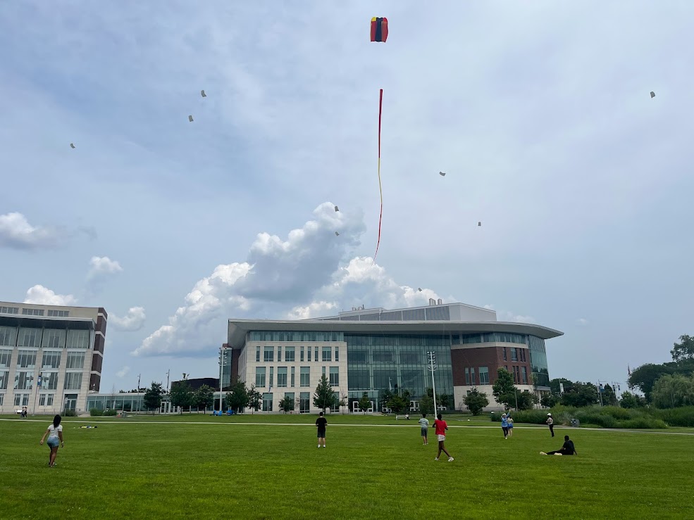 We are excited to be offering full kite making programs both at the Observatory and other sites around the nation. The next off site event is at the Cape Cod Maritime Museum. Sign up here: ow.ly/YuxA50QAbss