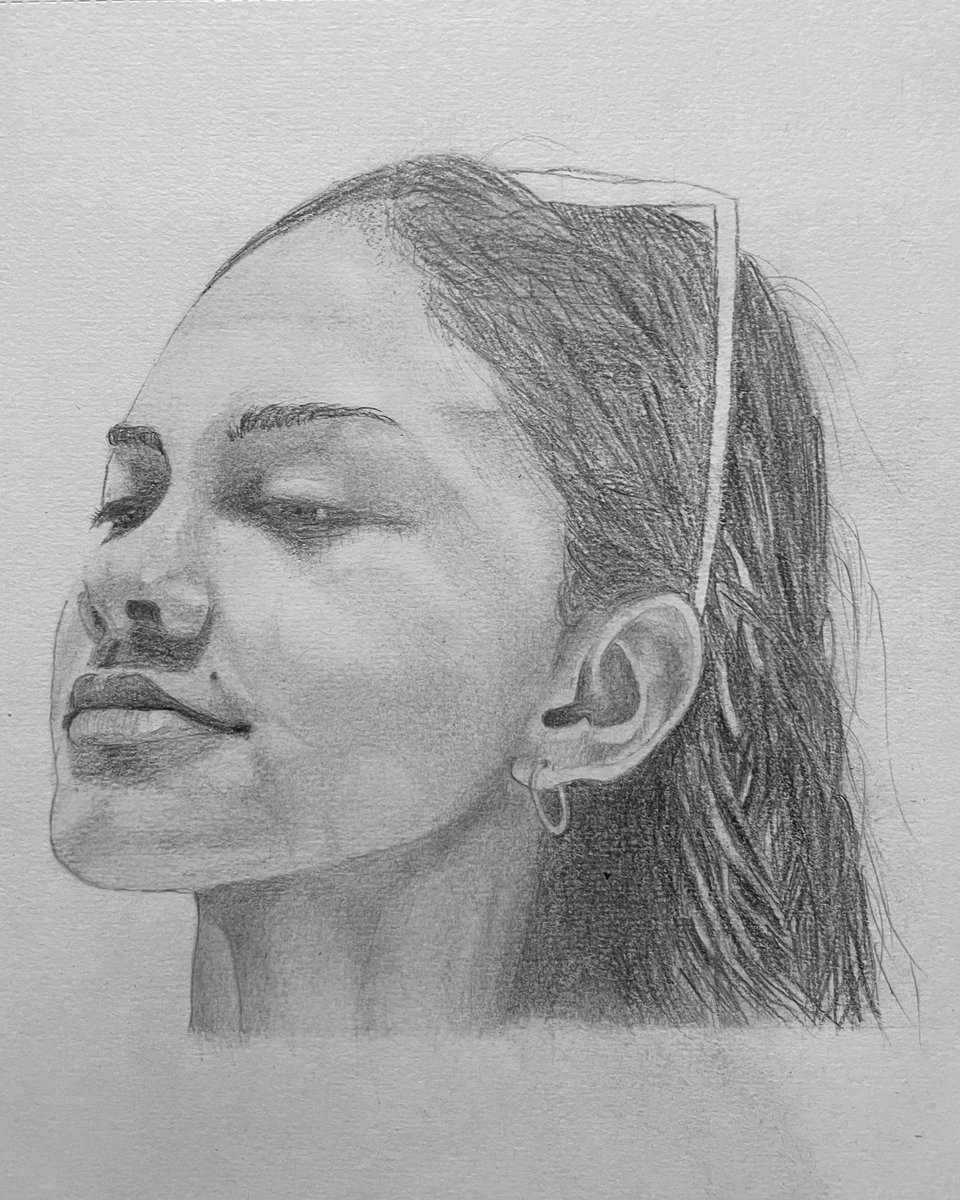 yetti_sn's tweet photo. Learning to draw in set 11 waiting room. Kinda addicted now! Going to start learning to add charcoal next 😊 https://t.co/2fHZzE5CP0