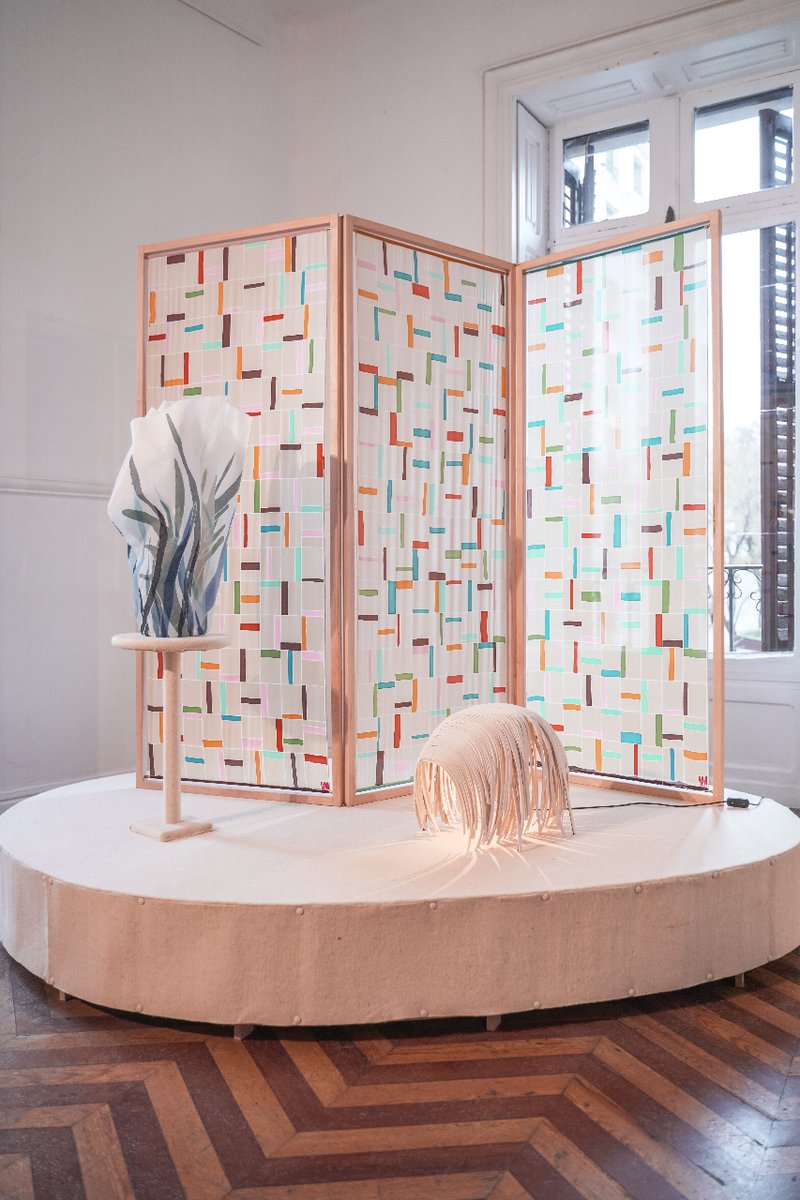 MadridDesignF's tweet photo. #EXPOSICIONES ▼ #Collaboratio de @MazdaEspana y SACo
Esta muestra reflexiona y pone en valor la colaboración entre artesanos, diseñadores y editores de diseño.
📅 Hasta el 3 mar. 2024
📍 Palacio de Santa Bárbara
🎟️ Entrada libre
Más info en 🔗 https://t.co/fhoUHZnISi
#MDF24 https://t.co/HTLmDnEZ9J