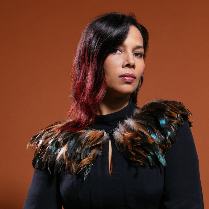 RollingStone's tweet photo. Rhiannon Giddens, who plays banjo and viola on Beyoncé's "Texas Hold 'Em," to Rolling Stone in 2020 on the history of Country music. 

🔗https://t.co/FjGz2yHwoh https://t.co/xhdFMUUGuA