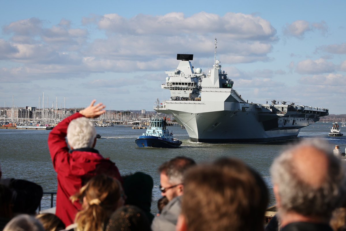 Huge thanks for the monumental efforts of all those involved - service personnel, dockyard teams and industrial partners - for their outstanding effort to get @HMSPWLS to sea today. She was in the early stages of a maintenance period when the decision was made to sail her.