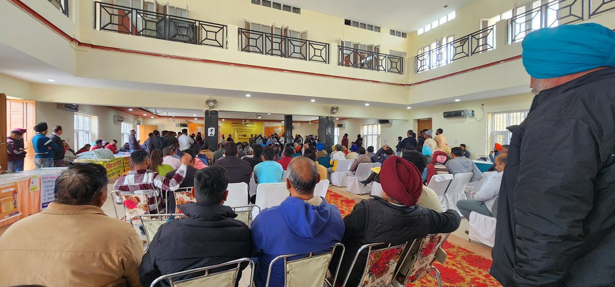 harjotbains's tweet photo. AAP Di Sarkar AAP De Dwar camp in Nangal turns into a Jan Sabha.
Thanks Nangal for this love & support.
ਆਪ ਦੀ ਸਰਕਾਰ ਆਪ ਦੇ ਦੁਆਰ - ਵਾਰਡ ਨੰਬਰ :-05 ਨੰਗਲ
ਪ੍ਰੋਗਰਾਮ ਨੰਬਰ 56
AAP Di Sarkar AAP De Dwar
Ward No. - 05 (Nangal)
Programme No. - 56
#AAPDiSarkarAAPDeDwar #WardNo.05 #nangaldam #anandpursahib🙏
#HarjotSinghBains
#AnandpurSahib #Nangal
