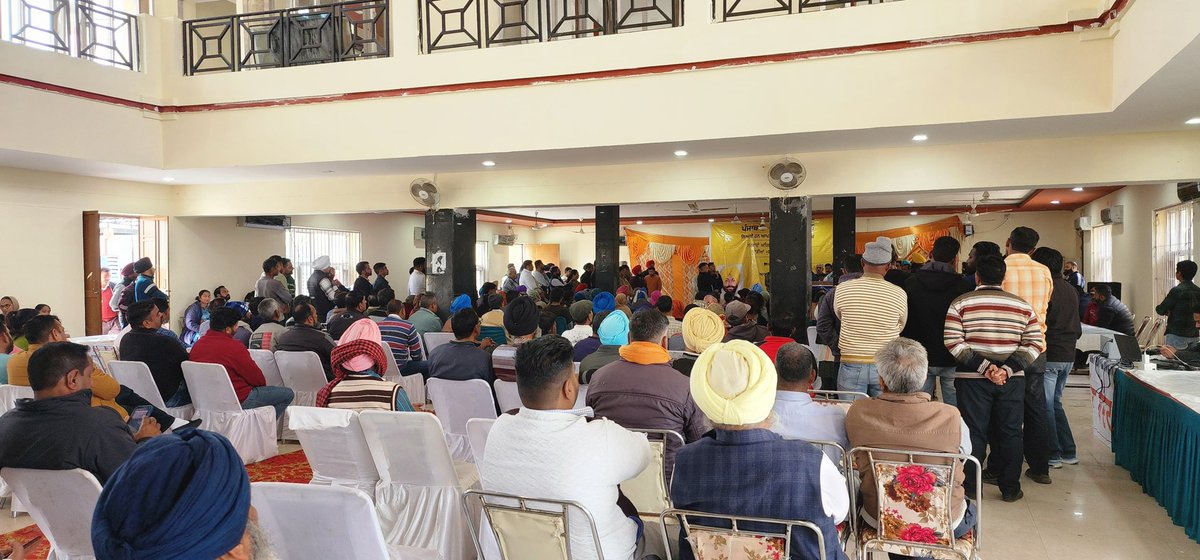 harjotbains's tweet photo. AAP Di Sarkar AAP De Dwar camp in Nangal turns into a Jan Sabha.
Thanks Nangal for this love & support.
ਆਪ ਦੀ ਸਰਕਾਰ ਆਪ ਦੇ ਦੁਆਰ - ਵਾਰਡ ਨੰਬਰ :-05 ਨੰਗਲ
ਪ੍ਰੋਗਰਾਮ ਨੰਬਰ 56
AAP Di Sarkar AAP De Dwar
Ward No. - 05 (Nangal)
Programme No. - 56
#AAPDiSarkarAAPDeDwar #WardNo.05 #nangaldam #anandpursahib🙏
#HarjotSinghBains
#AnandpurSahib #Nangal