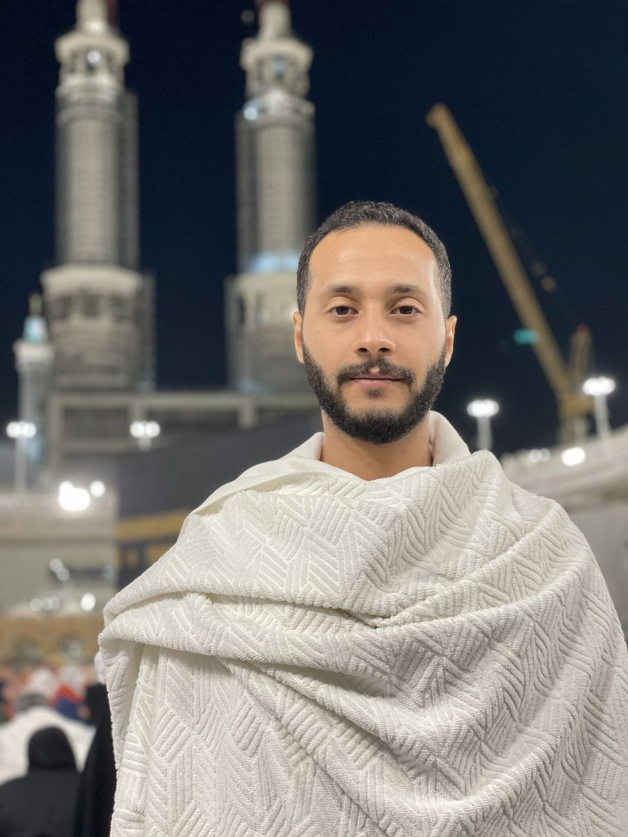 الحمدلله اللذي يلغني ويسر أمري للاداء العمرة 🕋🤍2024