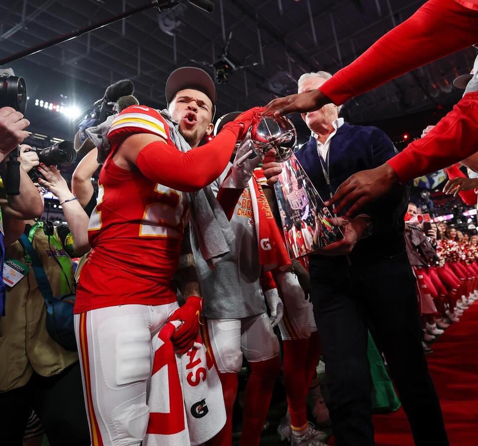 astockeyWTAE's tweet image. He’s  done it again! New Kensington’s @skyymoore24 wins his second consecutive title with the Chiefs! #SuperBowl #SuperBowlLVII Congrats Skyy from #WTAE 📸: Skyy Moore