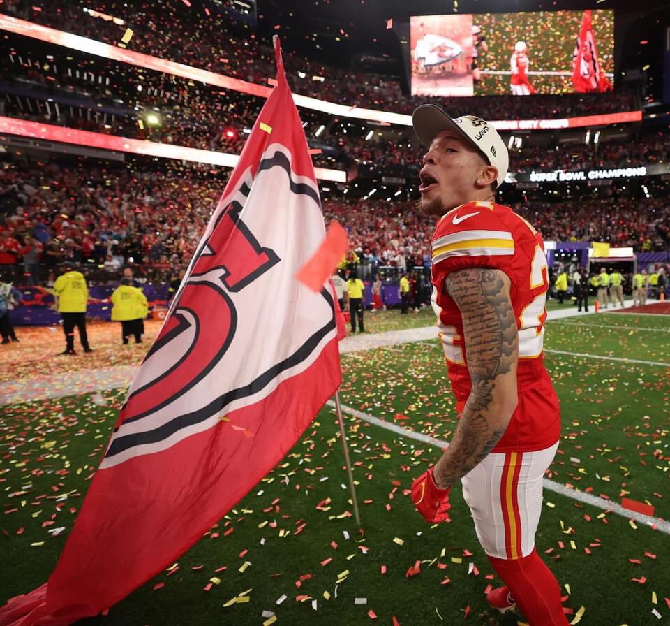 astockeyWTAE's tweet image. He’s  done it again! New Kensington’s @skyymoore24 wins his second consecutive title with the Chiefs! #SuperBowl #SuperBowlLVII Congrats Skyy from #WTAE 📸: Skyy Moore