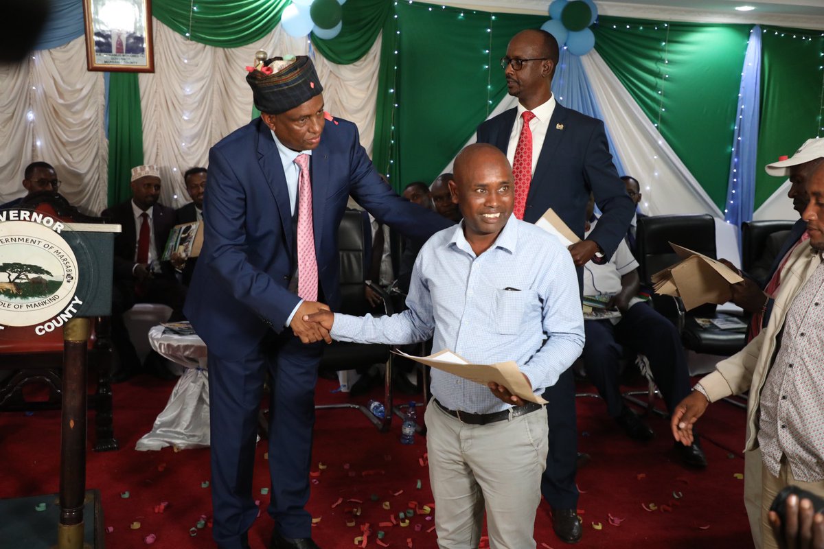 GovMohamudAli's tweet photo. Highlighting our commitment to ECD Education! In recent years, we've invested in training 287 ECDE teachers on Competency Based Curriculum. Today, we issued Certificates of Competency, ensuring quality education in Marsabit. https://t.co/1XCfYYSiGe